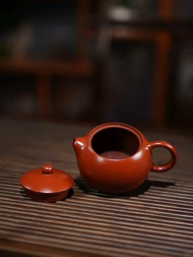 Xishi Teapot - Coal Kiln Tricolor Red Robe, Handmade